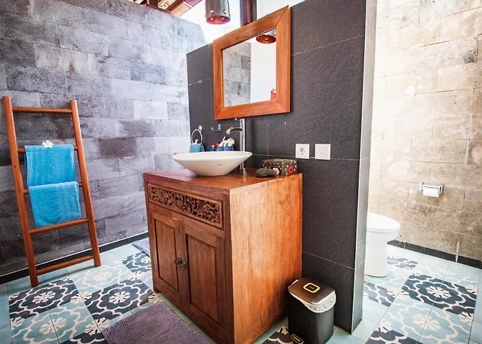 Villa Bukit Malas 3 *